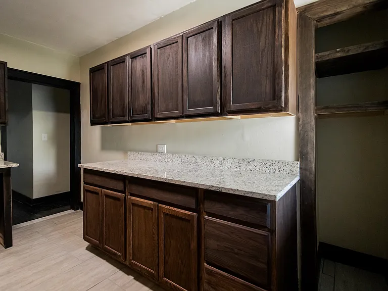 268 E Euclid St #2E — Photo 14