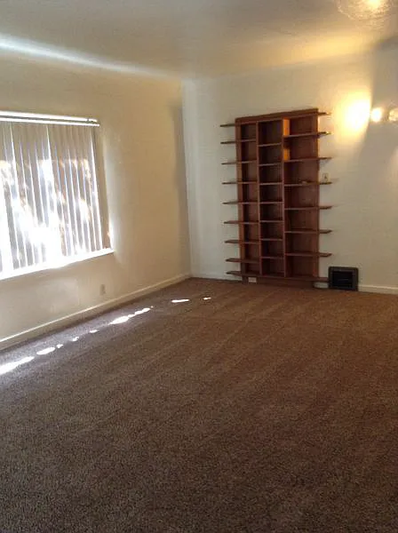 Incredible Three Bedroom plus office with Large Backyard — Photo 2