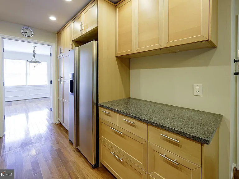 7518 Westlake Ter #32 — Photo 26