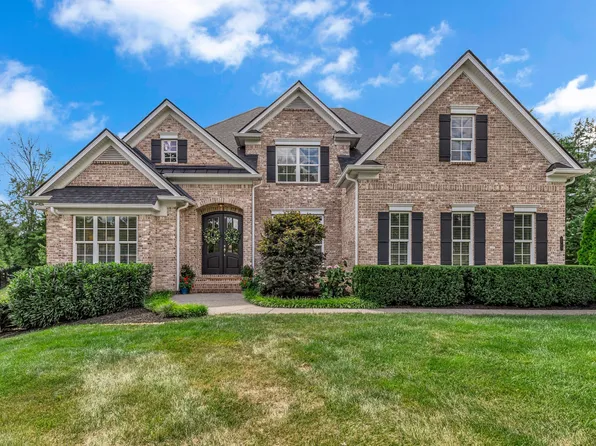 2713 Bering Ct, Nolensville, TN 37135