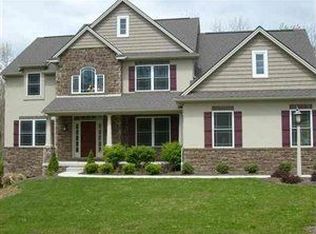 5 Jennifer Ln, Dillsburg, PA