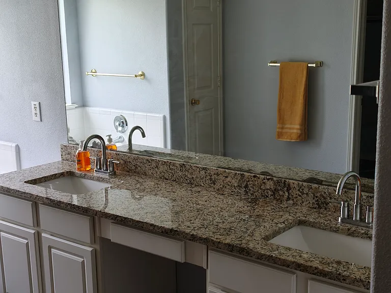 14123 Curry Creek Ln — Photo 28