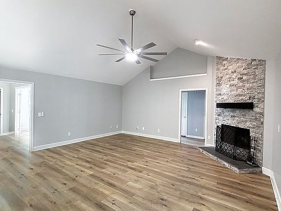 5th image of 1806 Vineland Ln