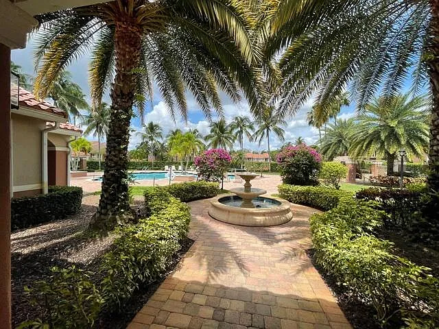 7888 Sonoma Springs Cir #105 — Photo 39