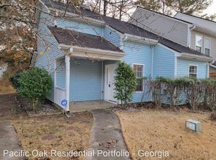 5925 Trent Walk Dr, Lithonia, GA 30038