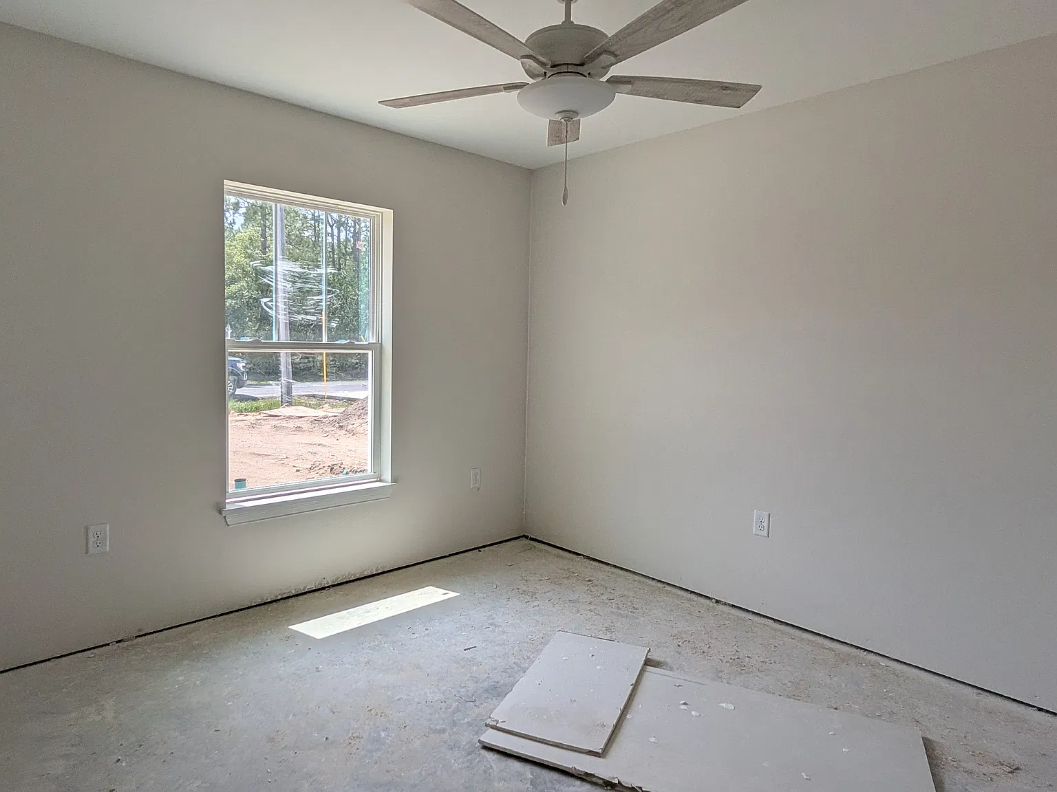3 bed, 1453 sqft, $1,875 — Photo 3