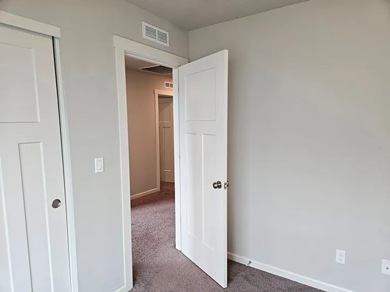 3915 Lindburg Rd SE — Photo 14