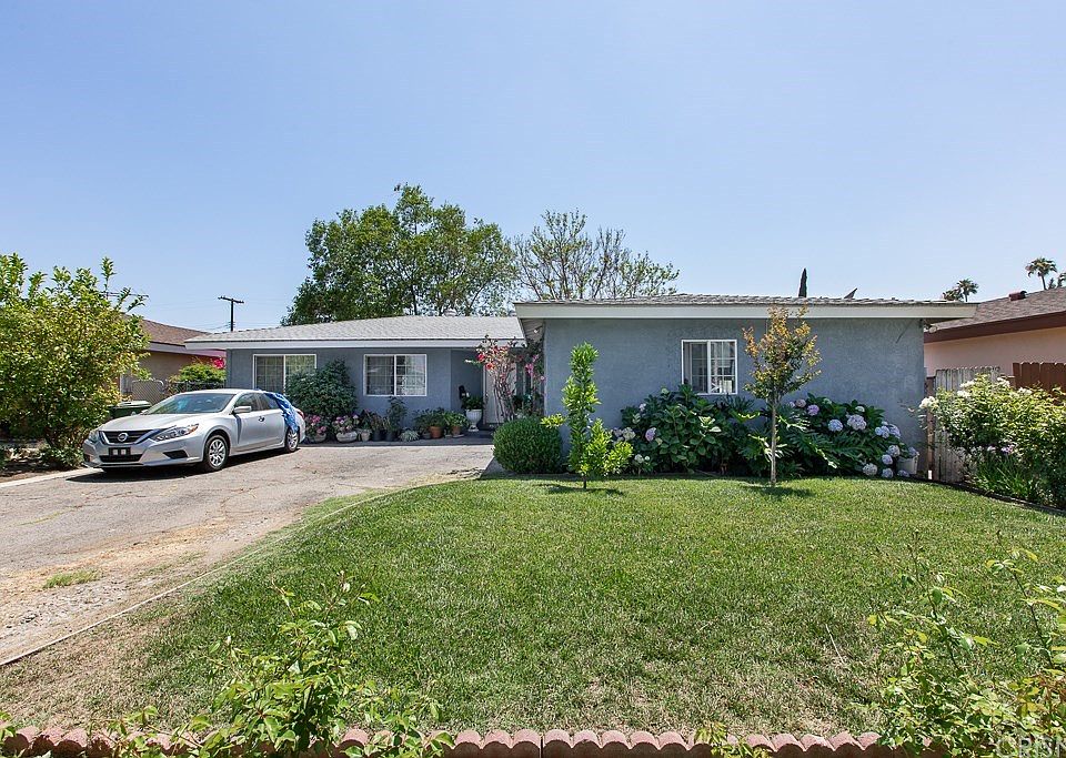 1st image of 13156 Arminta St