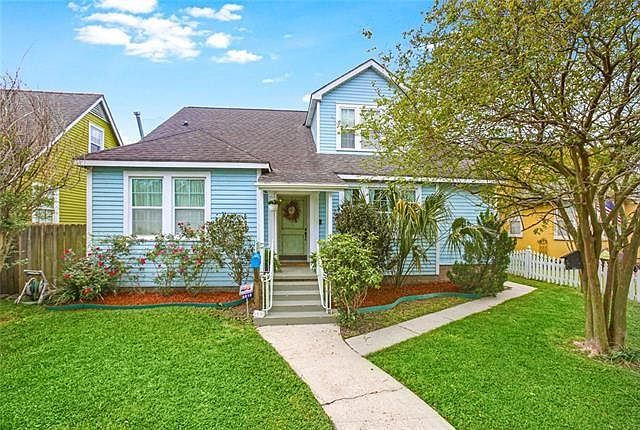 1st image of 5818 General Diaz St