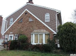 2090 Prospect Ave, East Meadow, NY 11554