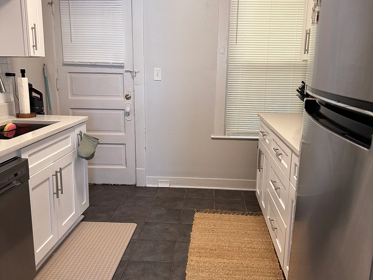 2 bed, 800 sqft, $1,150 — Photo 4
