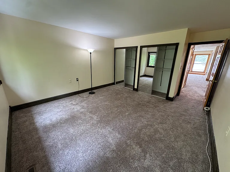 8K Twin Rivers Dr #8-K — Photo 13