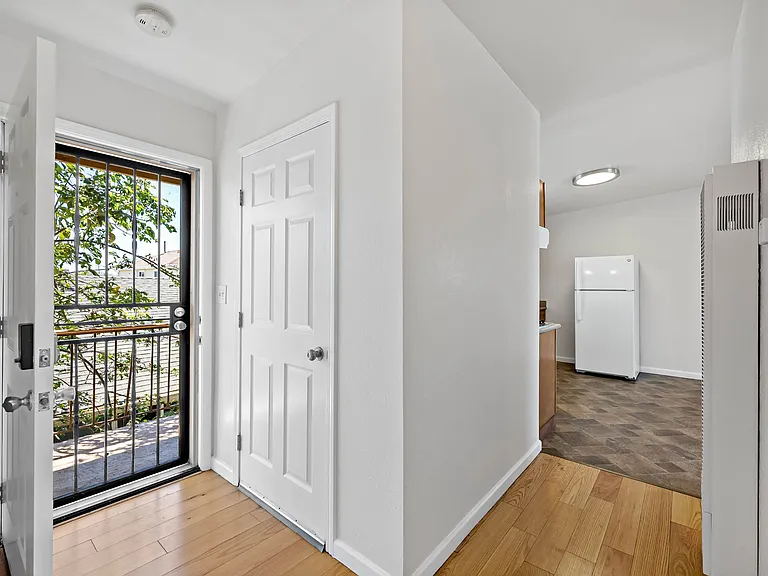 230 Sanford Ave #230 — Photo 1