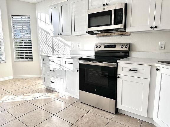 3rd image of 1416 Abberton Dr
