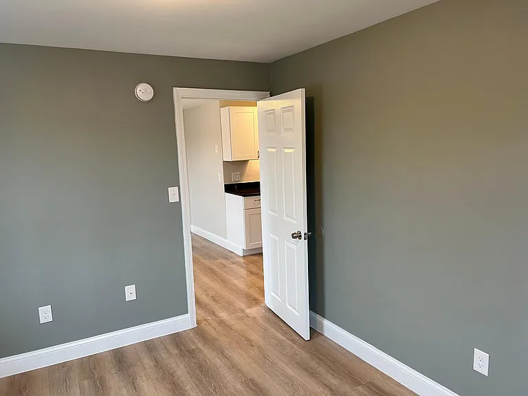 39 Franklin St #202 — Photo 12