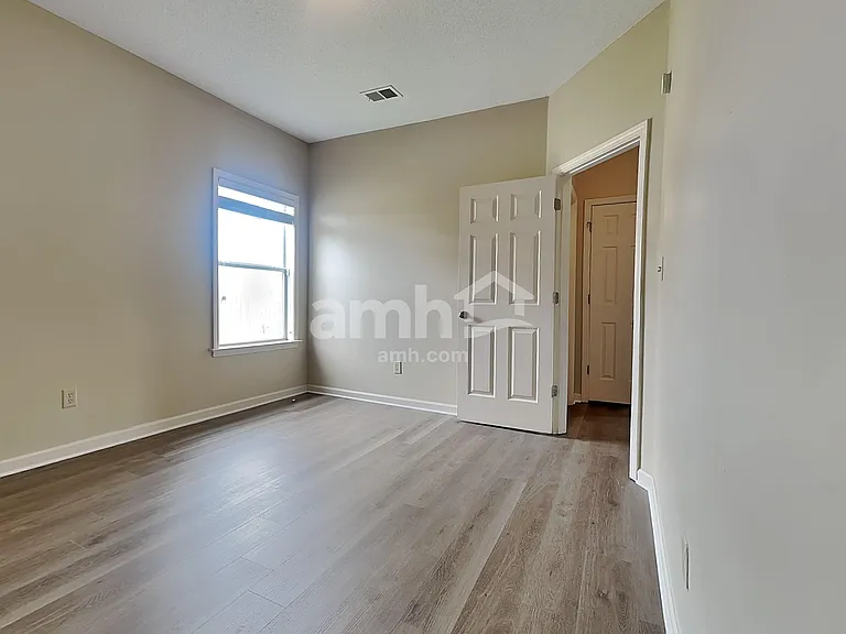 5106 Guffin Rd — Photo 16