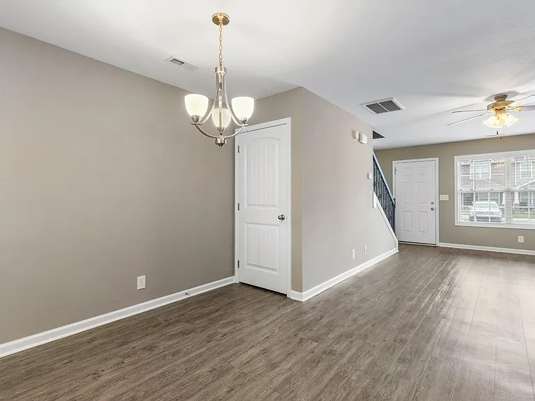 237 Alexander Blvd — Photo 11