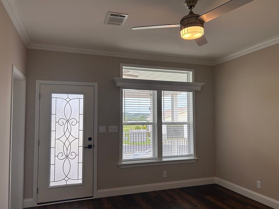 8B-056 Carr Parlor