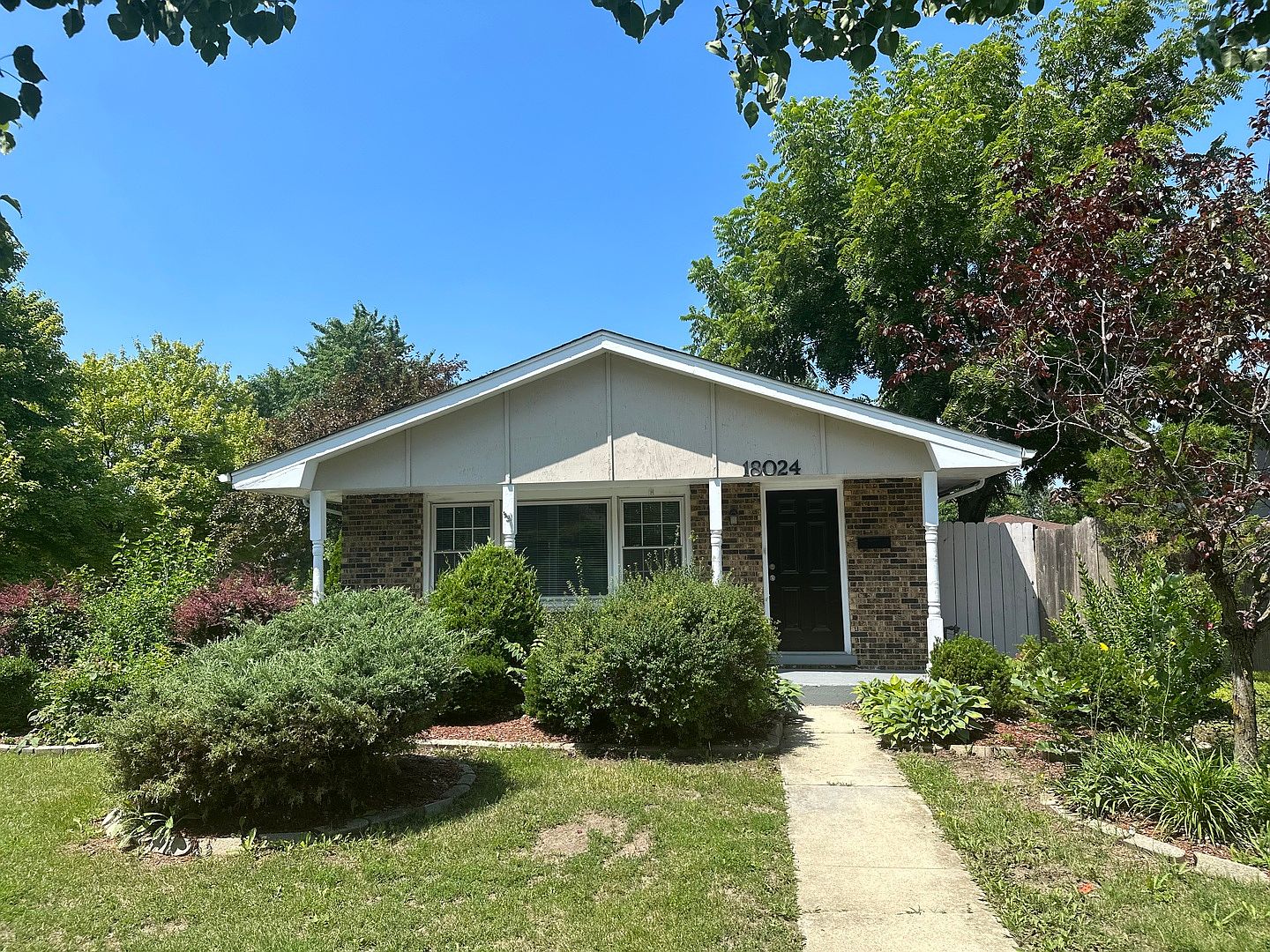 18024 Crawford Ave, Country Club Hills, IL 60478 Zillow