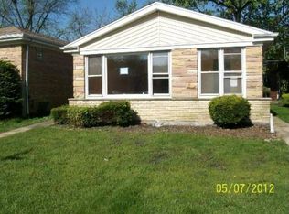 8550 Christiana Ave, Skokie, IL 60076