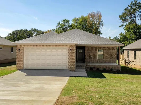 507 Fulton St, Florence, AL 35630