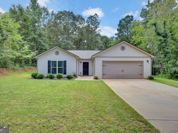 865 Stag Run Dr, Mansfield, GA 30055