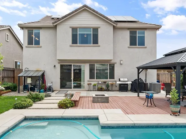 525 Dandelion Dr, Ione, CA 95640