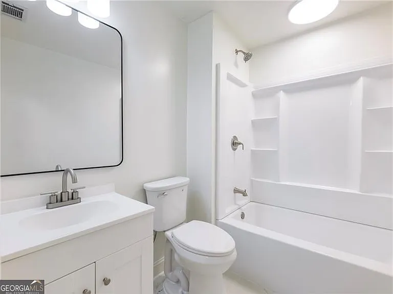 2862 Argyle Dr NW — Photo 12