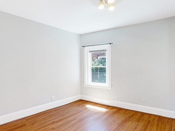 5th image of 84 Prince St #D