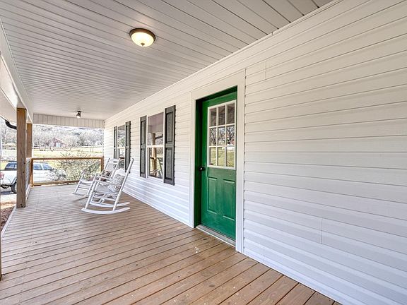 4th image of 734 Bell Creek Rd