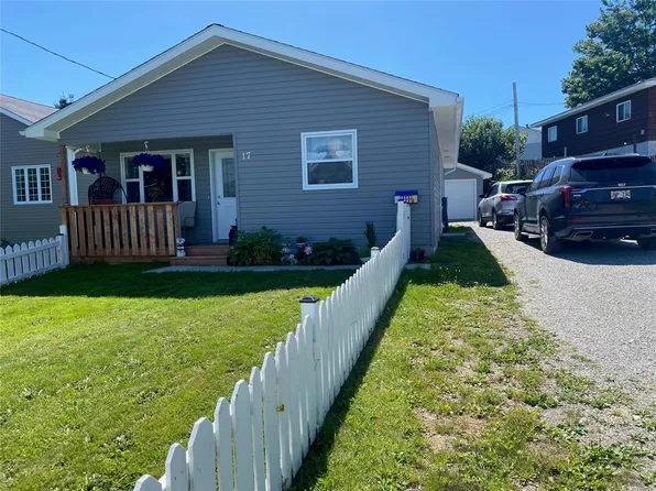 17 King Street, Stephenville, NL A2N2E5