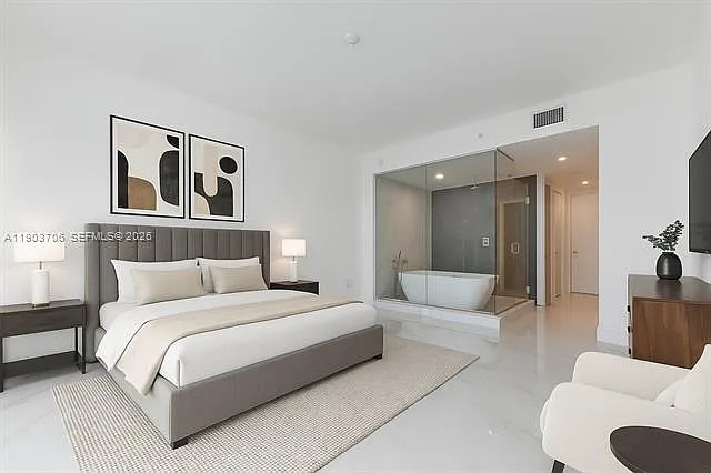 700 NE 24th St #5405 — Photo 10