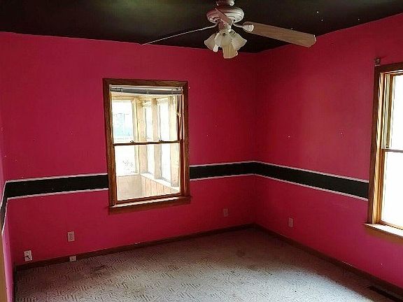 4th image of 3421 Liberty Dr
