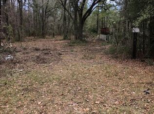 647 River Rd, Ponce De Leon, FL 32455