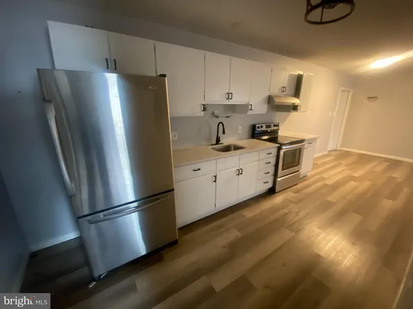 2712 N Main Ave APT 101, Scranton, PA 18508