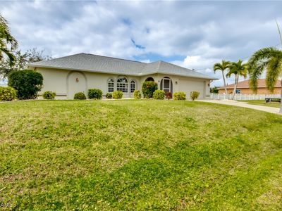 826 SW 4th Ave, Cape Coral, FL, 33991