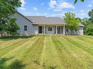 1631 E M 36, Pinckney, MI 48169