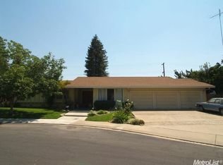 1912 Chelwood Way, Modesto, CA 95355