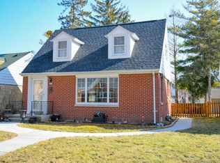 2820 N 83rd St, Milwaukee, WI 53222