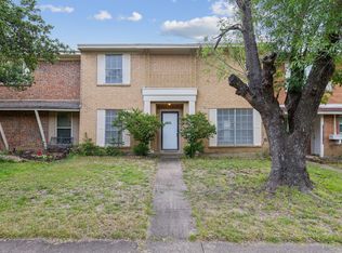 2205 Sheraton Dr, Carrollton, TX 75007