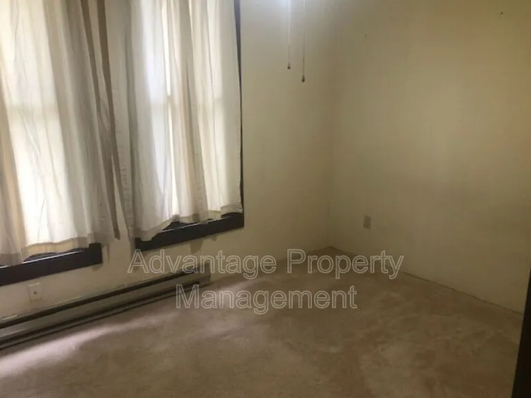 522 Calapooia St SW #3 — Photo 4