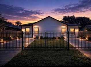 6010 Bobby Burns St, Houston, TX 77028