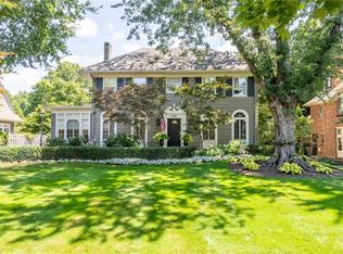 2937 Falmouth Rd, Shaker Heights, OH 44122