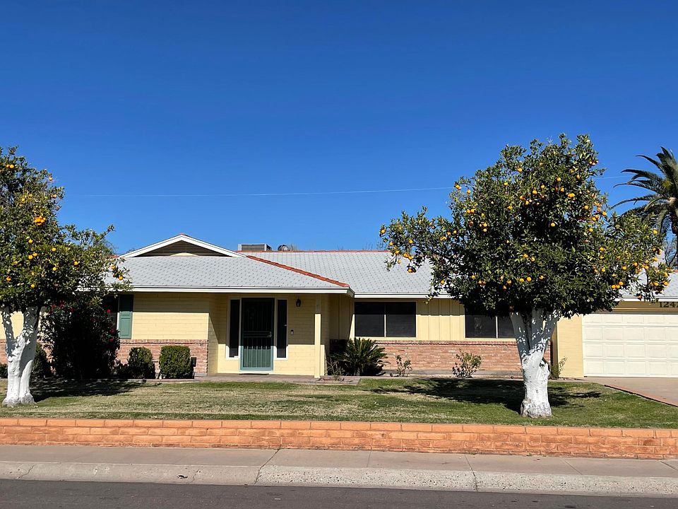 1st image of 1242 E Gardenia Dr