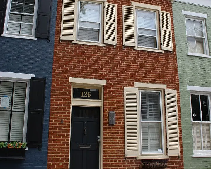 126 N Payne St — Photo 1