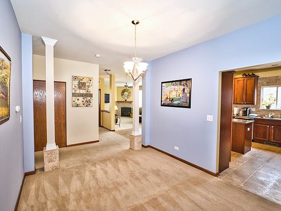 4th image of 39300 Castleford Ln