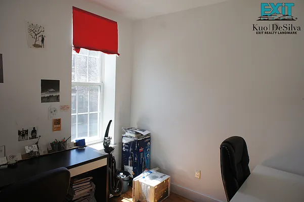 Rented by Exit Realty Landmark | media 4