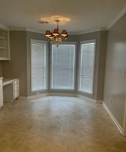 1149 Stafford Dr — Photo 5