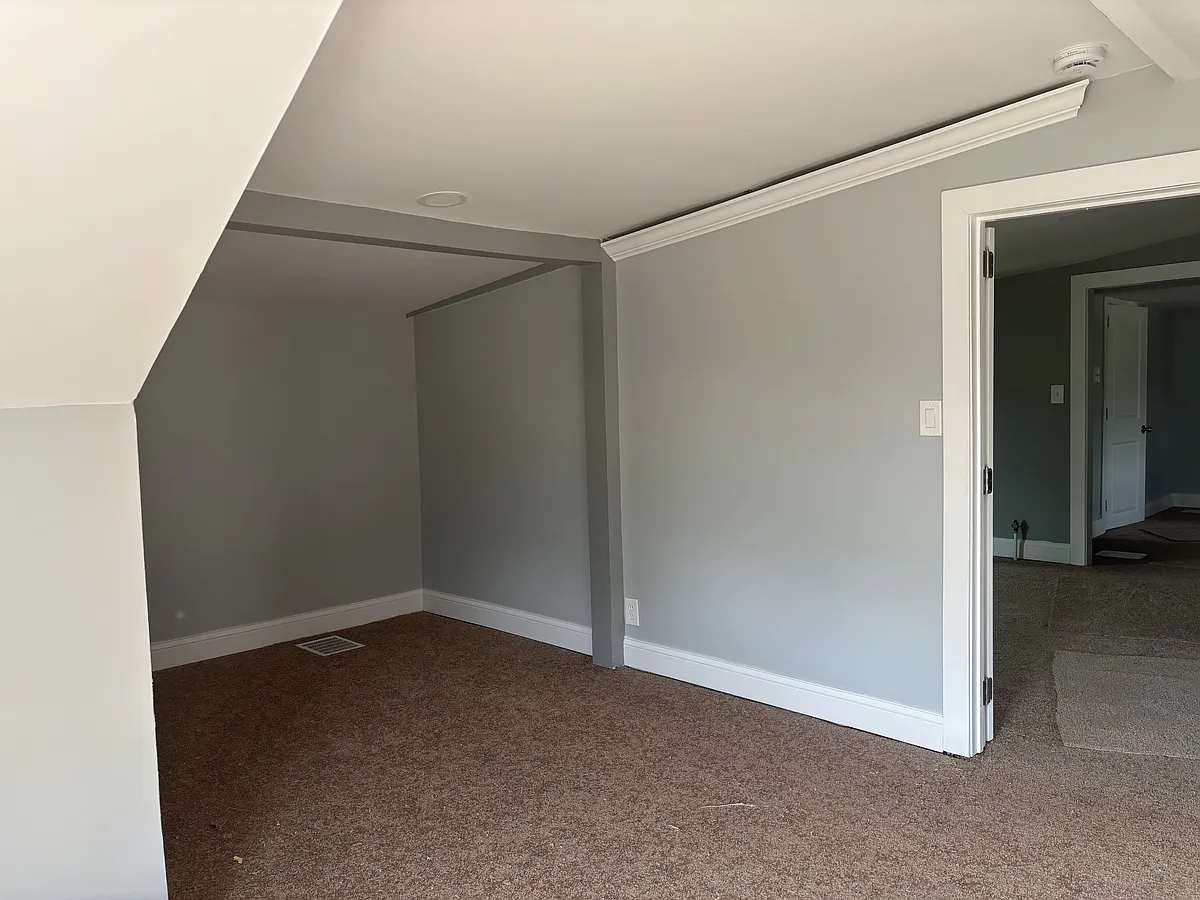 Building Photo - 1204 Parkamo Ave #3