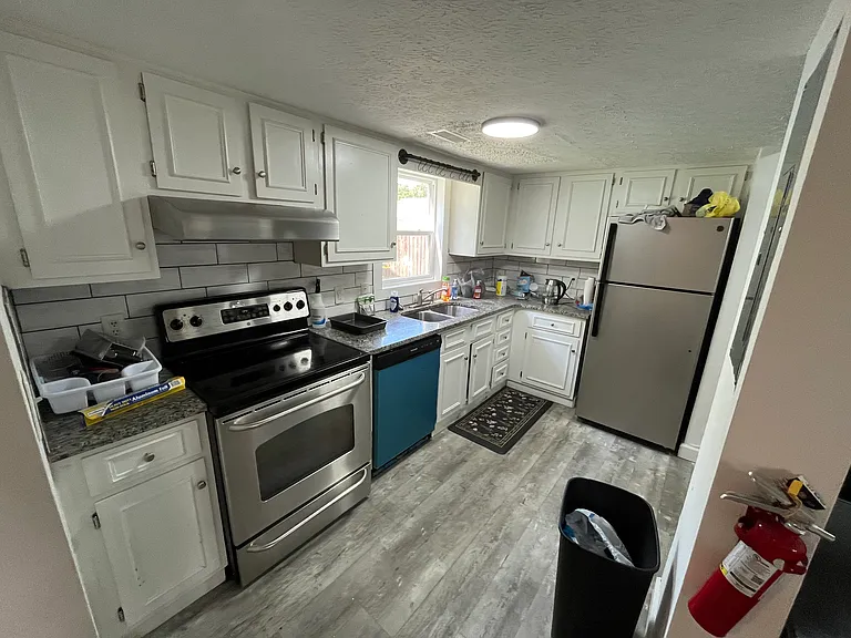 506 29th Ave N #3 — Photo 21